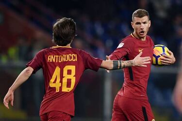 "Dzeko will play as long as he's at Roma" - Di Francesco