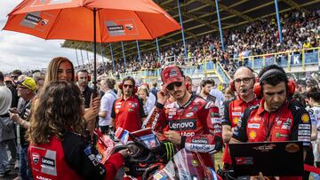 Bagnaia en la parrilla de Assen.