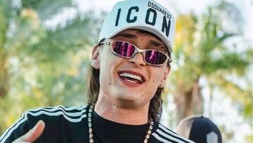 La asombrosa cantidad que Peso Pluma cobra por cada concierto, según Julio Preciado