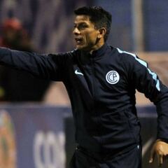 Huachipato ya tiene al DT reemplazante de Larcamón