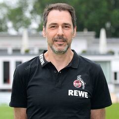 Colonia: no habrá "cuarentena colectiva" tras los tres positivos