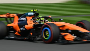 Lando Norris con el McLaren de Fórmula 1.