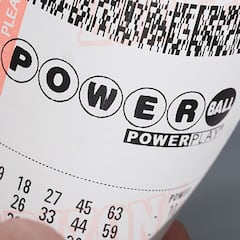 What are the winning numbers for Saturday’s $725 million Powerball jackpot?