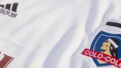 Una vuelta a los 90's: la nueva camiseta de Colo Colo 2022