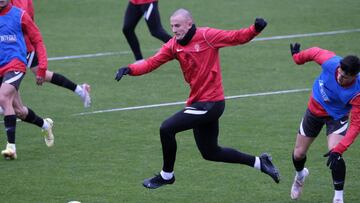 Kravets es feliz en Gijón y porque "ya tengo un gol en mi vida"