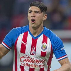 Alan Pulido se va de Chivas, fue puesto transferible