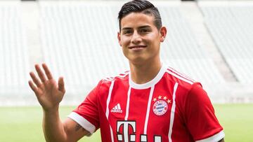 James Rodríguez está en pretemporada con el Bayern Múnich y mientras tanto le dio una sorpresa a un pequeño aficionado con Arjen Robben y Alaba
