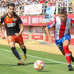 El Algeciras dice adiós a Leiva y renueva a Figueras