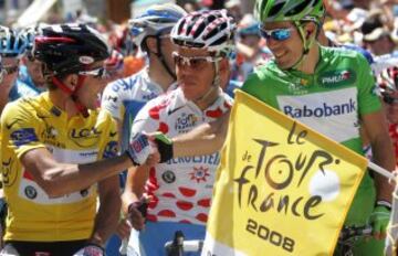 Etapa Saint Etienne. Carlos Sastre con el maillot amarillo.