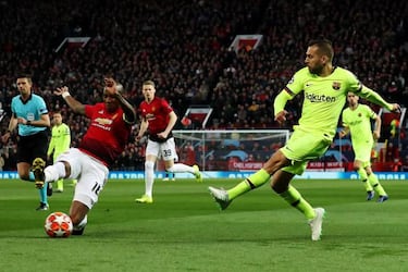 Liverpool mulling over Rubén Vinagre as Moreno replacement