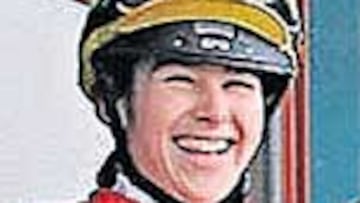 <b>ACCIDENTE. </b>Otaño tuvo que ser atendida en la misma pista.