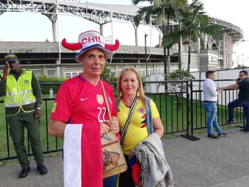 Hinchas llegan al estadio de Pereira para el cierre del grupo A.