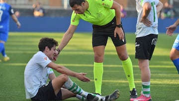 04/02/24 PARTIDO SEGUNDA DIVISION
AMOREBIETA - RACING DE SANTANDER
LESION CAPARROS HERNANDEZ ARBITRO