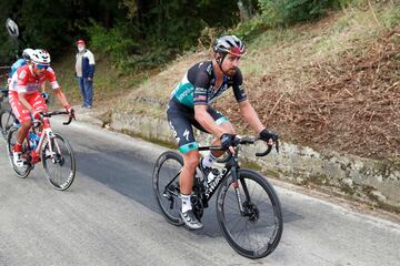 Peter Sagan durante la décima etapa de la carrera ciclista Giro de Italia 2020, una etapa de 177 kilómetros entre Lanciano y Tortoreto.