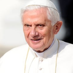 Cuenta falsa de Twitter asegura que falleció el Papa emérito Benedicto XVI