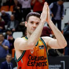 López-Arostegui vuelve con el grupo siete meses después