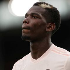 Neville, a Pogba: "Es obvio que quieres jugar en otro equipo pero no seas como un mercenario"