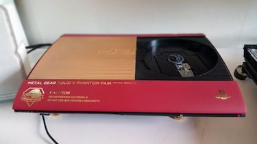 Así es la PS3 de MGSV construida por un fan