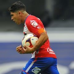 Venta de Nicolás Ibáñez, salvación del Atlético San Luis