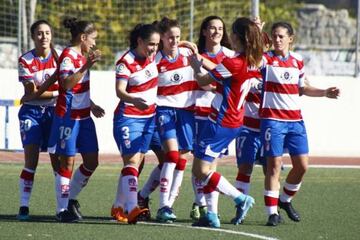 El Granada CF Femenino celebra un gol.