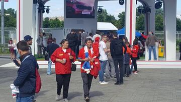 Así vivieron los hinchas de la Roja la previa del duelo