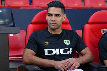 Falcao entró a la cancha al minuto 71 en lugar de Nketa y a los 81' convirtió su primer gol con la camiseta del Rayo Vallecano. Gol 53 en LaLiga, 52 con el Atlético y ya inició con el de Iraola.
