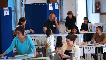 Elecciones Chile 2024: ¿si voté en primera vuelta, es obligatorio asistir este domingo 24?