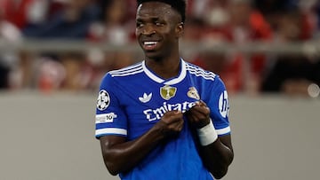Soccer Football - UEFA Champions League - Olympiacos v Real Madrid - Georgios Karaiskakis Stadium, Piraeus, Greece - November 26, 2025 Real Madrid's Vinicius Junior celebrates scoring a goal that was later disallowed REUTERS/Louiza Vradi