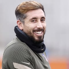 Herrera y Vrsaljko trabajan con el grupo mirando a Villarreal