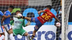 Galdames salva a Unión ante Audax