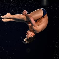 España salta a un agua tibia en el regreso a lo grande de Tom Daley