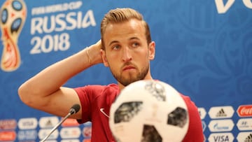 SAINT PETERSBURG, RUSSIA - JUNE 17: Harry Kane of England looks on during the England press conference ahead of the 2018 FIFA World Cup match against Tunisia at Volgograd Arena on June 17, 2018 in Volgograd, Russia. (Photo by Alex Morton/Getty Images)