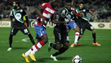 Sucess y Ekeng, en una imagen del partido.