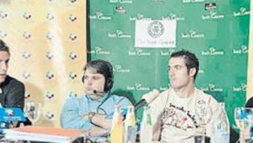 <b>CONFIADOS. </b>Fernando Torres, Méndez, de Onda Madrid, Antonio López y Pablo ayer en el Irish Corner.