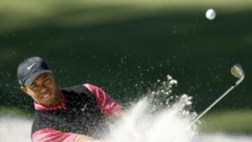 Tiger Woods estará de baja por lesión en la rodilla