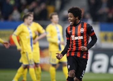 La única goleada que fue a domicilio. El equipo de Borisov recibió 7 goles de un Shakhtar que era un fijo en la máxima competición continental. Luiz Adriano anotó 5 goles y sus compatriotas, Alex Teixeira y Douglas Costa, completaron la goleada del conjunto ucraniano.