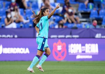 Alba Redondo celebra el 3-1 para el Levante. 