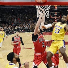 Sigue cumpliendo años y nadie le para: el show de LeBron el inmortal