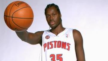 EL pívot senegalés Cheikh Samb firma dos meses con el Real Madrid