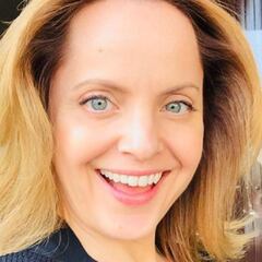 Mena Suvari confiesa haber sufrido abusos sexuales desde los 13 años