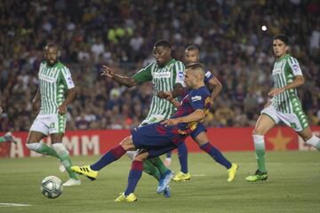 4-1. Jordi Alba marc¨® el cuarto gol.
