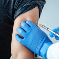 Los "acontecimientos adversos" de la vacuna en España