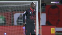 El momento en el que Balotelli mostró sus exóticos calzoncillos