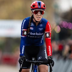 Van Anrooij, seis meses fuera tras operarse de la arteria iliaca