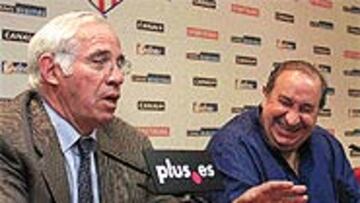 <b>APUESTA TOTAL</B>. Jesús Gil disfruta al máximo con la labor de Luis y por eso no ha dudado en rascarse el bolsillo con el objetivo de hacer un gran equipo.