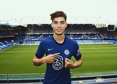 En un año difícil para la economía del fútbol, Kai Havertz, la joven promesa del fútbol alemán y estrella del Bayer Leverkusen, se convirtió en el fichaje más caro de 2020. El Chelsea, que antes había pagado 60 millones por Werner al Leipzig, desembolsó 80 ‘kilos’ por el joven mediapunta alemán. Su rendimiento hasta ahora ha sido más que cuestionable, aunque nadie duda de su talento. 