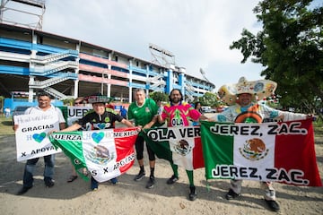 El color y la pasión del Honduras vs México desde San Pedro Sula