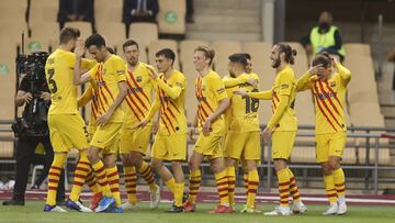 Los jugadores del Barça celebran el 4-0 de Messi.