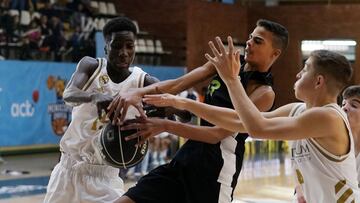 12/02/20  PARTIDO DE BALONCESTO MINICOPA ENDESA   REAL MADRID  -  COOSUR BETIS      