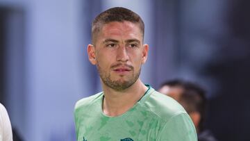 Ormeño debutó pero salió lesionado
